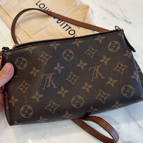 Authentic LV Pallas Crossbody SOLD - Picture 5 of 12